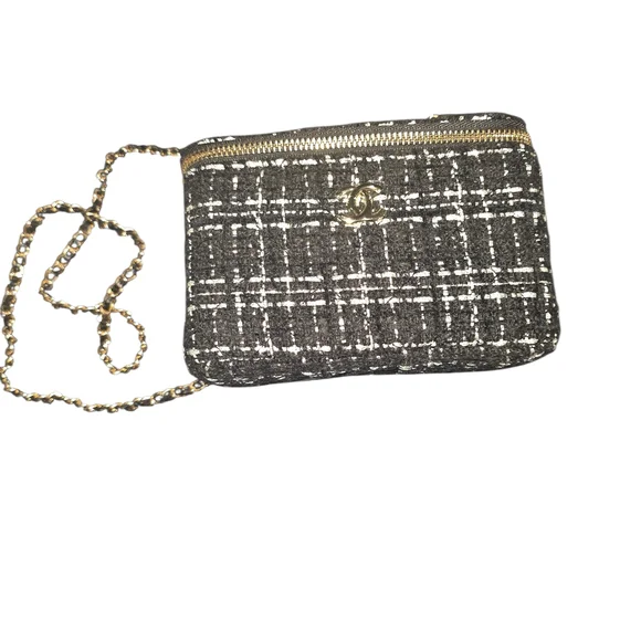 Chanel Black Tweed Crossbody Bag. New In The Box. - Picture 7 of 14